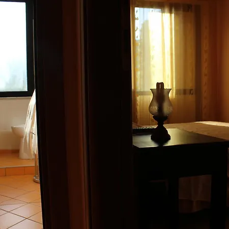 106 Hotel 3*