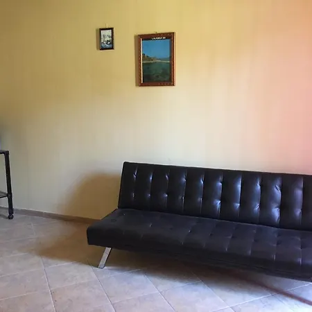Hotel 106