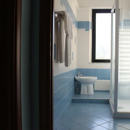 106 3* 셀리아 마리나